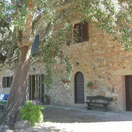 Poggio Macinaio Hotel